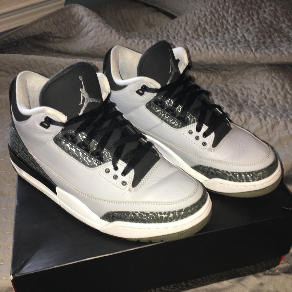 Jordan 3 Wolf gray men’s size 9